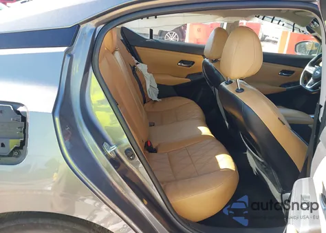 2020 Nissan Sentra Sv Xtronic Cvt z USA, uszkodzony, nr VIN 3N1AB8CV9LY231819